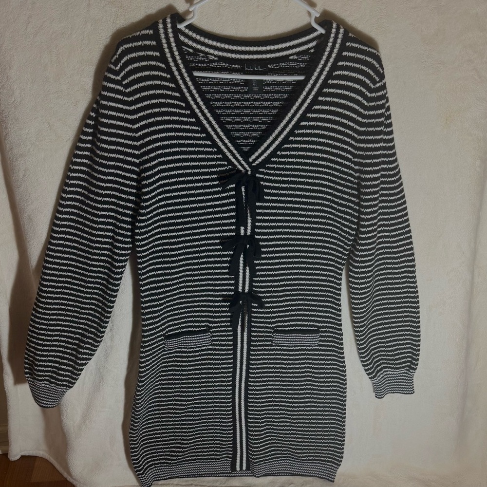 Nicole Miller New York Striped Bow-Tie Fitted Sweater Dress - Black & White Knit